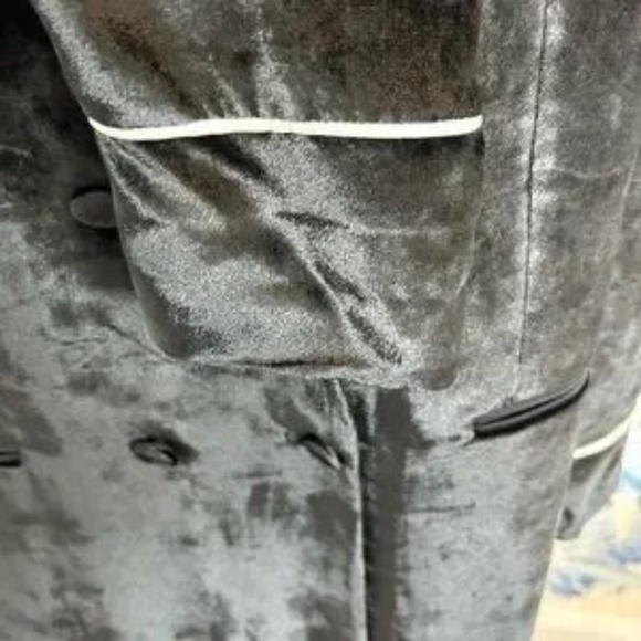 Grey Velvet Ladies Smoking Jacket/Dress - Picture 4 of 12